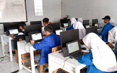 Menggagas Masa Depan Pendidikan: Asesmen Nasional Berbasis Komputer di SMA Negeri 1 Cibinong, Cianjur, Jawa Barat